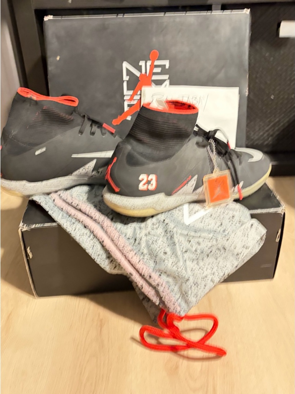 Jordan Neymar Hypervenomx Proximo NJR IC size 11 like new 350